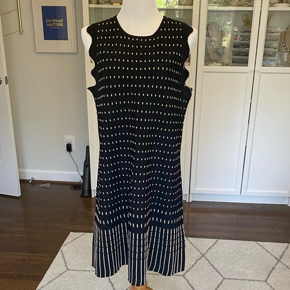 ted baker london knit sheath dress in black and gold EUC